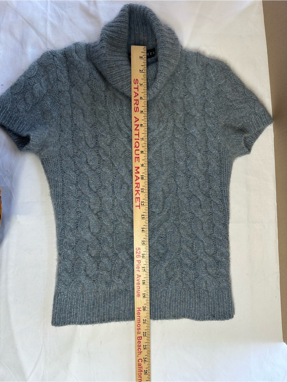 Ralph Lauren Black Label Cashmere Cable-Knit Turtleneck Sweater - Picture 9 of 10